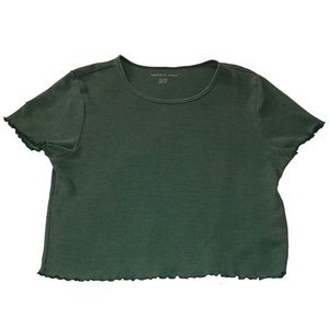 dark green lettuce trim top